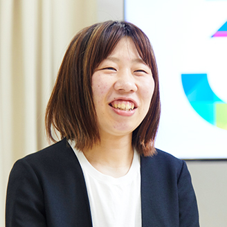 宮田 理麻
